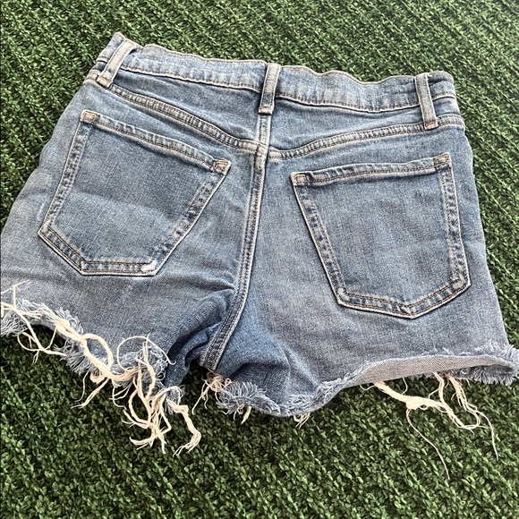 Old Navy Denim Women Shorts - Picture 5 of 5